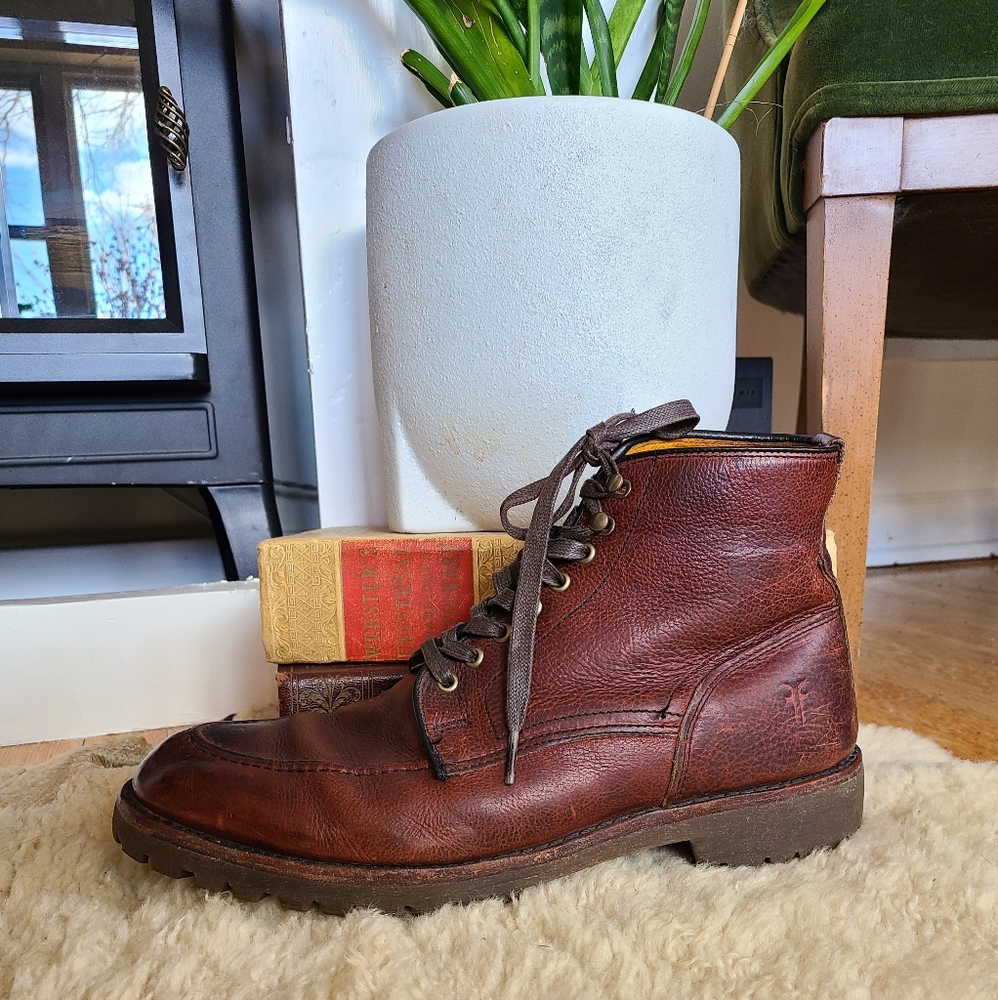 Vintage lace-up leather Frye boots